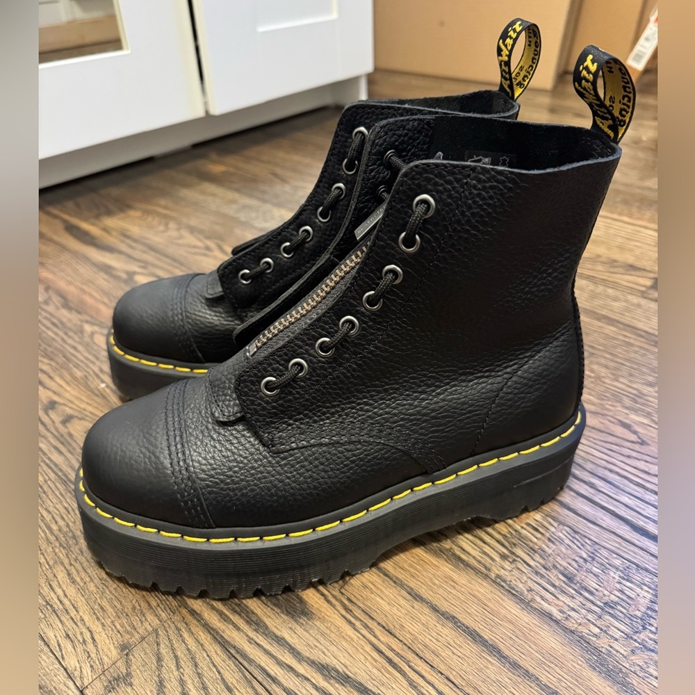 Dr Martens Sinclair Milled Nappa Leather Platform Boots